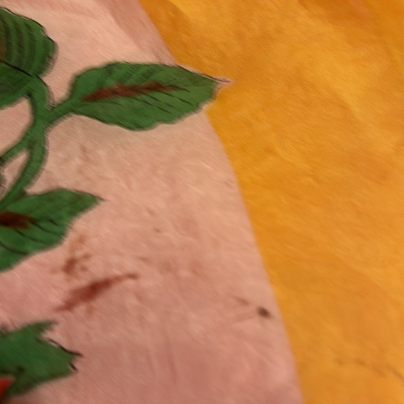 Vintage “Miss Pat” rolled edge silk blend made in Japan rose floral design scarf - Picture 11 of 11